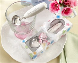 SCOOP OF LOVE Heart Shaped Ice Cream Scoop Wedding Favors in Parlor Gift Box